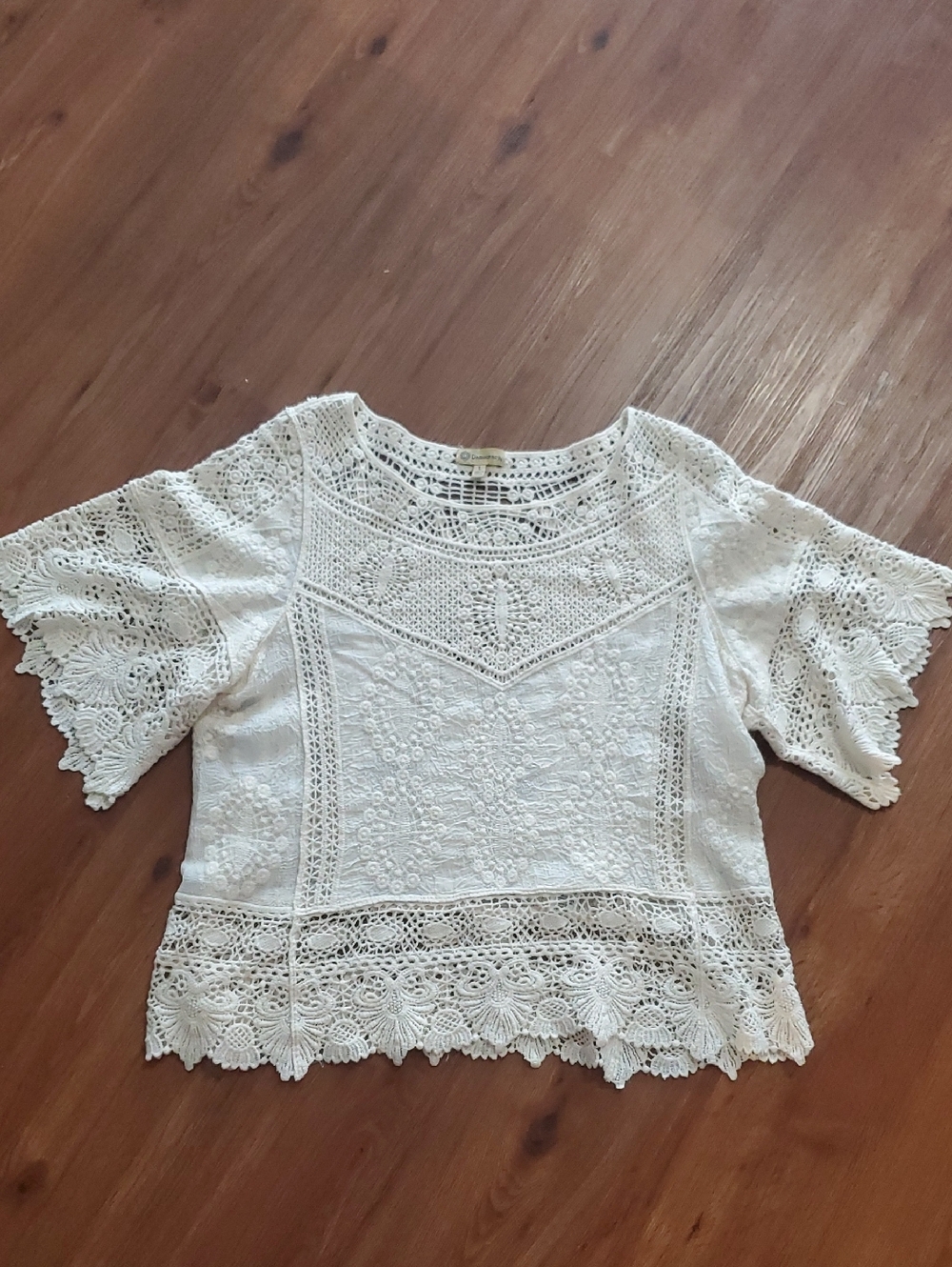 Democracy White Crochet Lace Short Sleeve Blouse